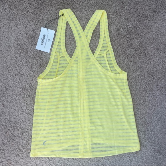 Zyia Active Yellow Lemon Nimbus Split Back Workout Tank Top Racerback Shirt New - Picture 8 of 15